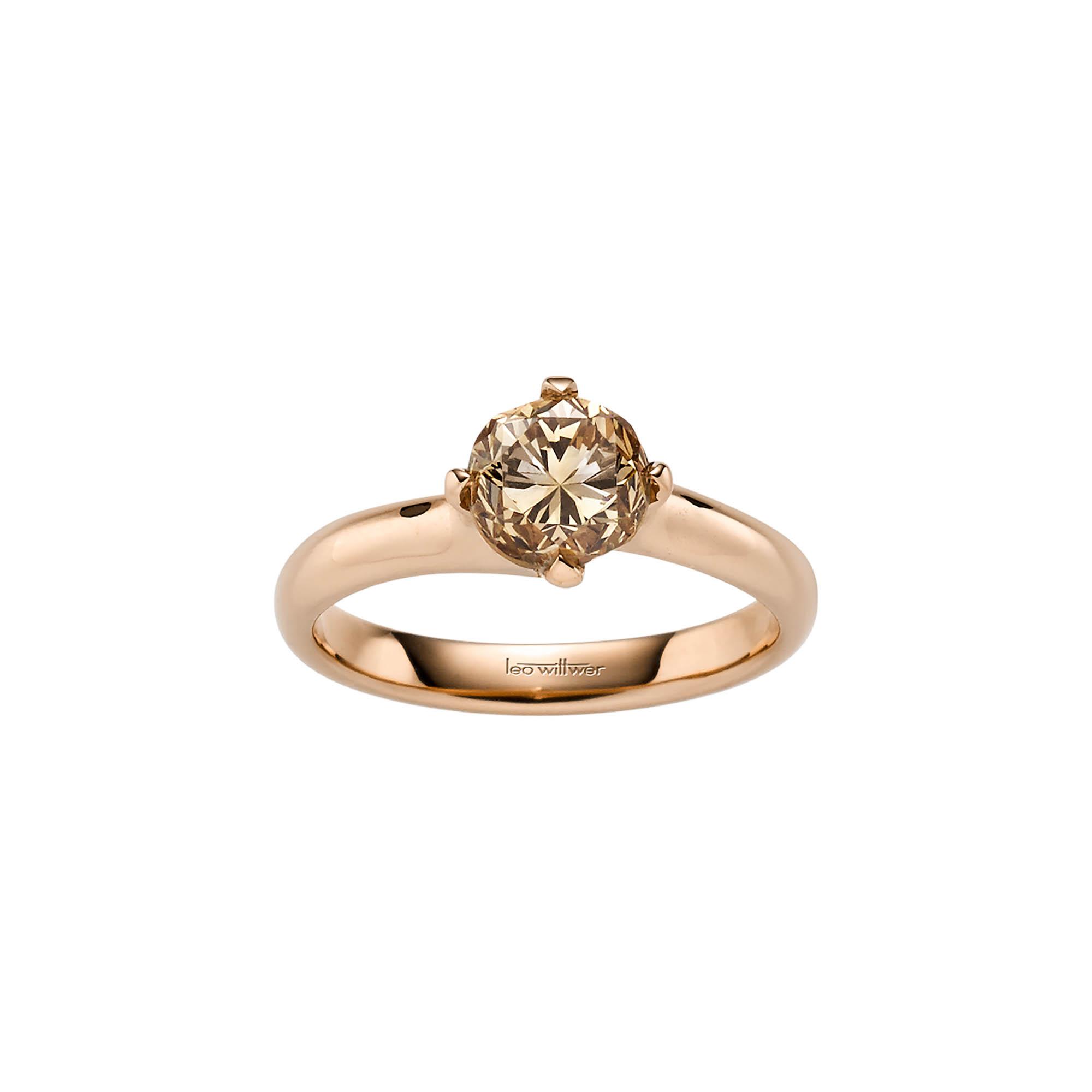 LEO WITTWER Candlelight Solitaire Ring