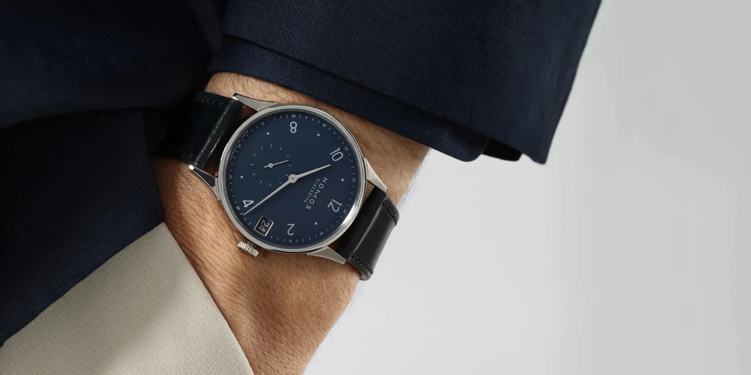 Nomos Glashütte Modell Minimatik bei Juwelier Mayer in Starnberg