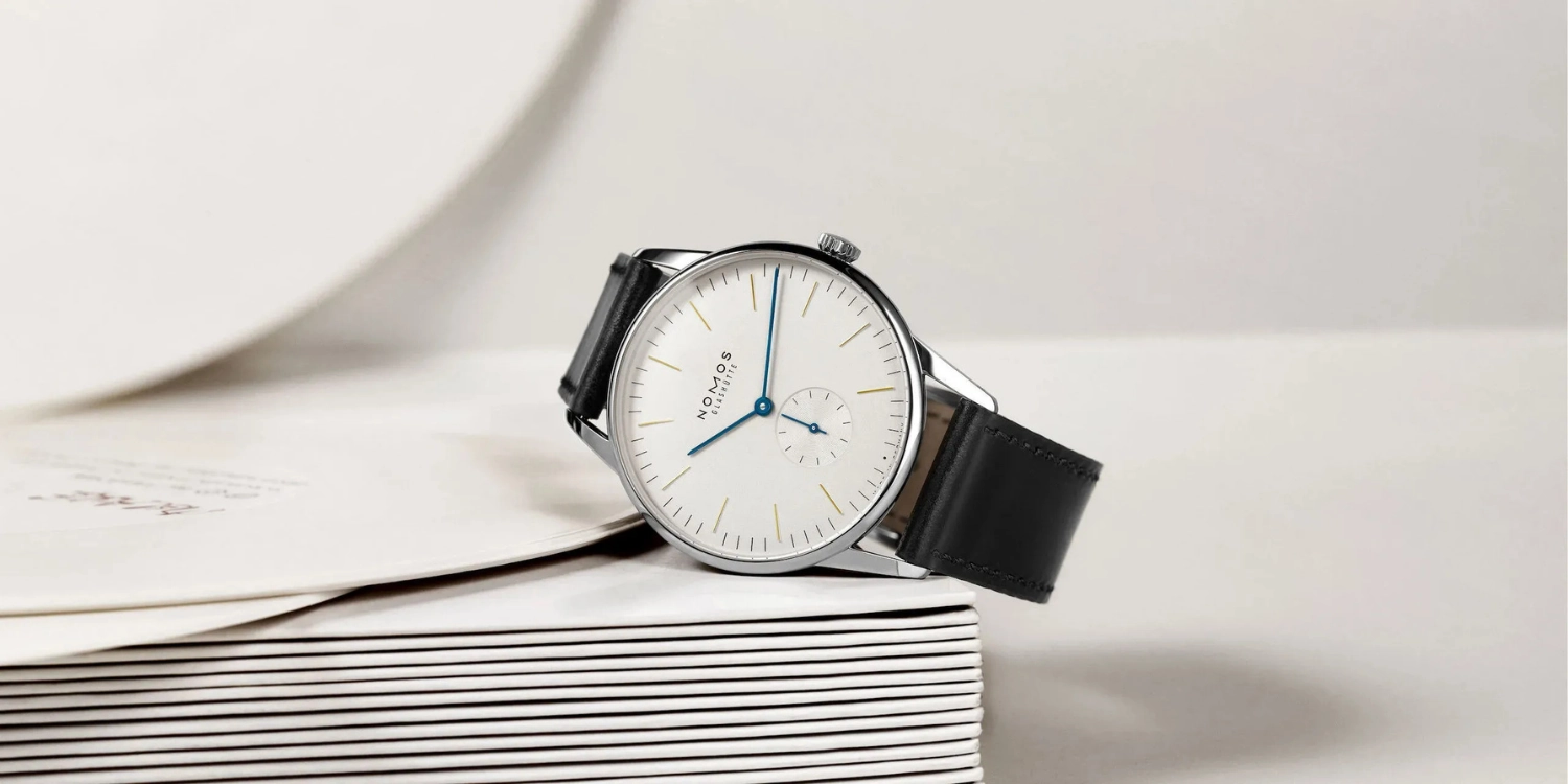 Nomos Glashütte Modell Orion bei Juwelier Mayer in Starnberg